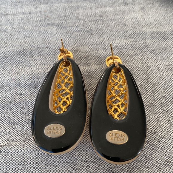 Alexis Bitter hand carved lucite earrings -signed - ALEXIS BITTAR - Picture 3 of 4